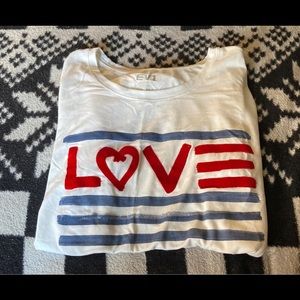 LOVE Tee